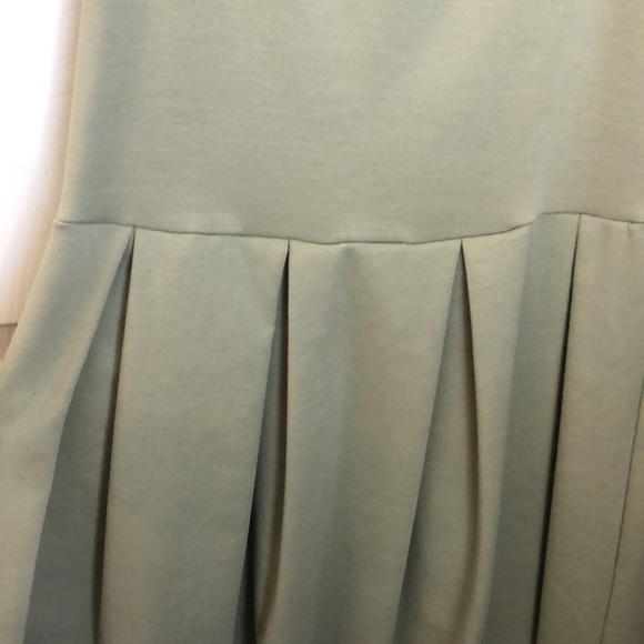 Altar’d State Sage Green Short Dress, Structured and gathered waist EUC small - Picture 6 of 16